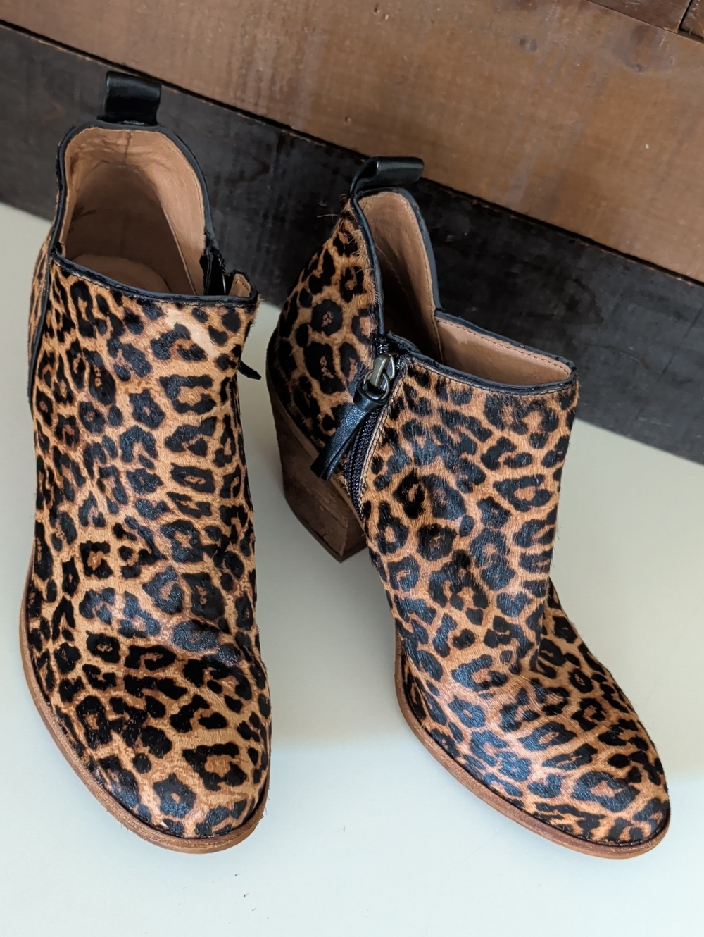 Soft Leopard Print Women's Ankle Booties - Fashionable Animal Print 8.5M